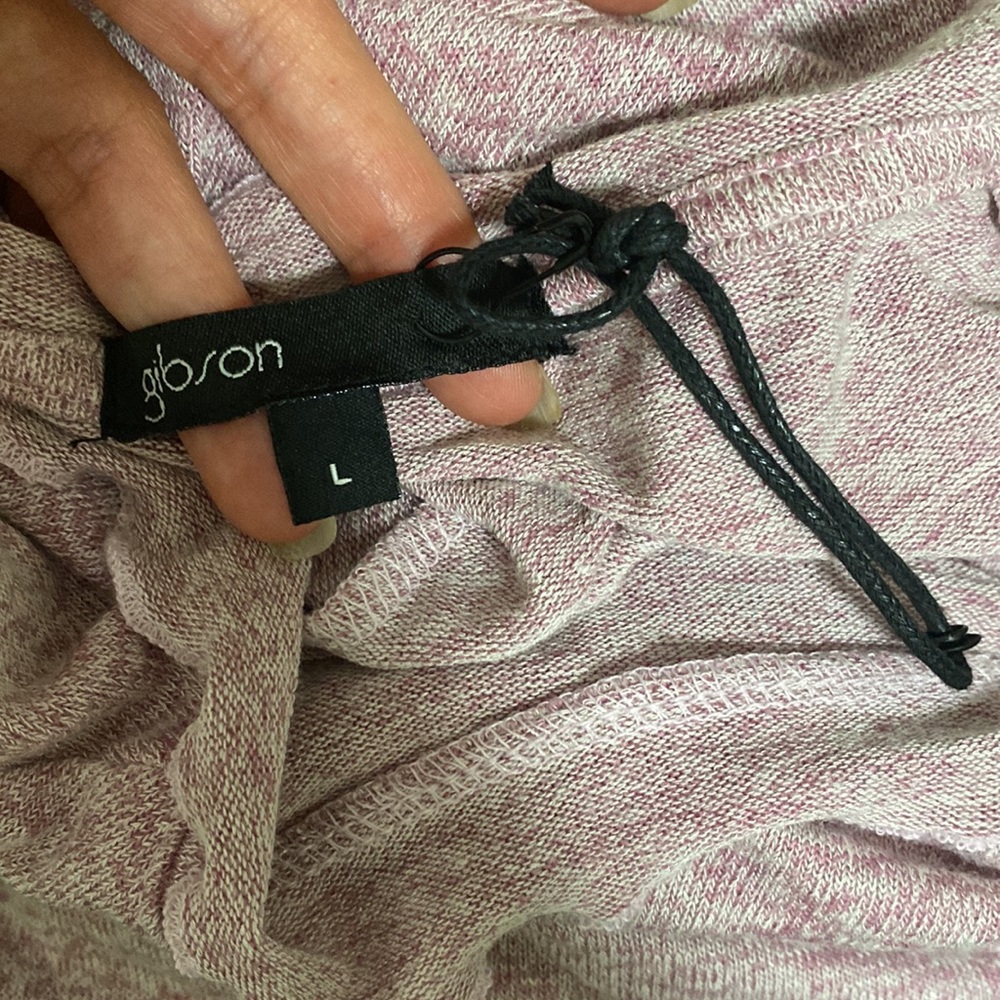 Gibson Ruffled Edge Raglan Pullover Top - Picture 9 of 12